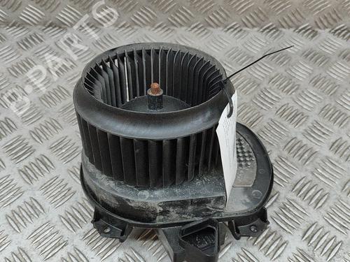 Used Heater blower motor Heater blower motor MERCEDES-BENZ CLA Coupe (C117) CLA 220 CDI / d (117.303) (163 hp) 19076218 19076218