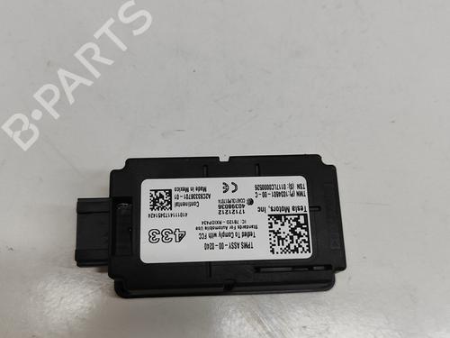 Electronic module TESLA MODEL S (5YJS) P100D AWD | BP28498043M83