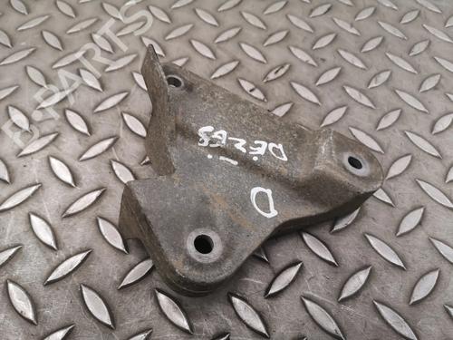Used Gearbox mount Gearbox mount JAGUAR XJ (X351) 3.0 SDV6 (275 hp) 33367073 33367073