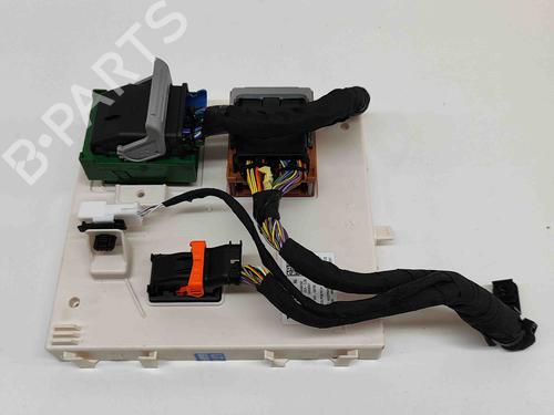 Used Electronic module VOLVO XC40 (536) B3 Mild-Hybrid (163 hp) 28555748