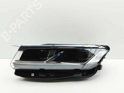 Used Left headlight Left headlight VW TOUAREG (CR7, RC8) 3.0 TSI 4motion (340 hp) 33393611 33393611