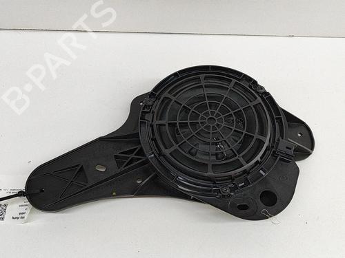 Used Speaker Speaker PEUGEOT 3008 II SUV (MC_, MR_, MJ_, M4_) 1.5 BlueHDi 130 (131 hp) 21487158 21487158