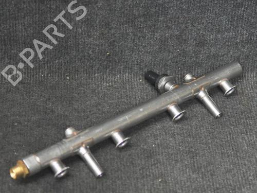Used Injection rail Injection rail AUDI A3 Limousine (8VS, 8VM) 1.8 TFSI (170 hp) 7736771 7736771