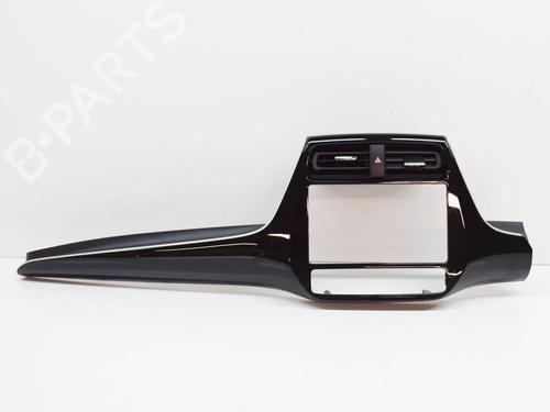 other-toyota-prius-_w5_-2015-2016-2017-2018-2019-2020-2021-2022-27757534 main image