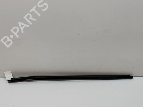 Used Door moulding trim BMW X5 (G05, F95) xDrive 45 e Plug-in-Hybrid (286 hp) 27780271