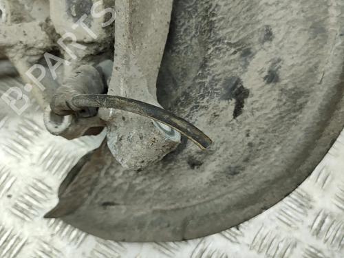 Left rear steering knuckle VW PASSAT B7 Variant (365) 1.6 TDI | BP26526111M27  - Image 8