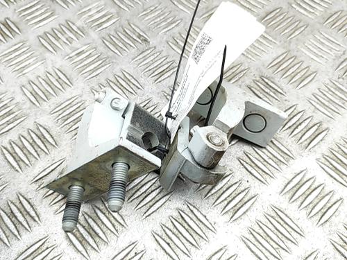 Used Hinge/Door check strap Hinge/Door check strap MERCEDES-BENZ CLA (C118) CLA 180 (118.384) (136 hp) 40605332 40605332
