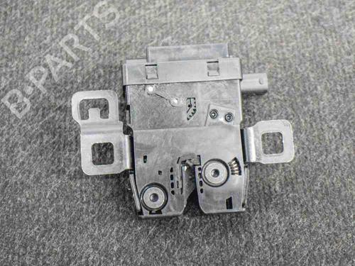 Tailgate lock LAND ROVER RANGE ROVER SPORT I (L320) 3.0 D 4x4 | BP6759068C101 