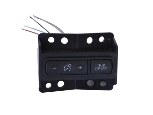 Used Switch NISSAN X-TRAIL III (T32_, T32R, T32RR) 1.6 dCi (T32) (130 hp) 30241301