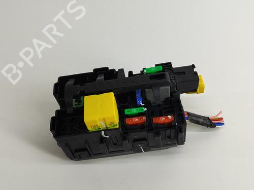 Used Fuse box PEUGEOT 3008 II SUV (MC_, MR_, MJ_, M4_) Hybrid (224 hp) 29391423