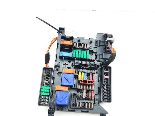 Used Fuse box Fuse box BMW 2 Gran Coupe (F44) 218 i (140 hp) 36507646 36507646