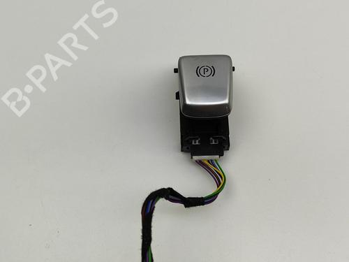 Used Switch MERCEDES-BENZ C-CLASS (W205) C 220 d 4-matic (205.005) (170 hp) 26240000