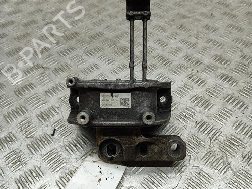 Support de moteur VW PASSAT B8 Variant (3G5, CB5) 2.0 TDI (150 hp) 29829966