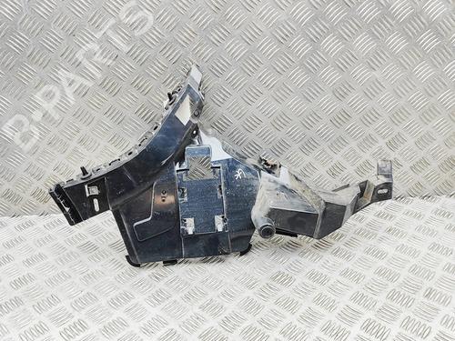 rear-bumper-bracket-land-rover-range-rover-evoque-l551-2018-33388146 main image
