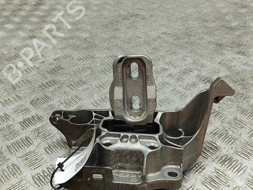 Used Engine mount PEUGEOT 208 II (UB_, UP_, UW_, UJ_) 1.2 Hybrid 136 (UPHPYK) (136 hp) 28674622