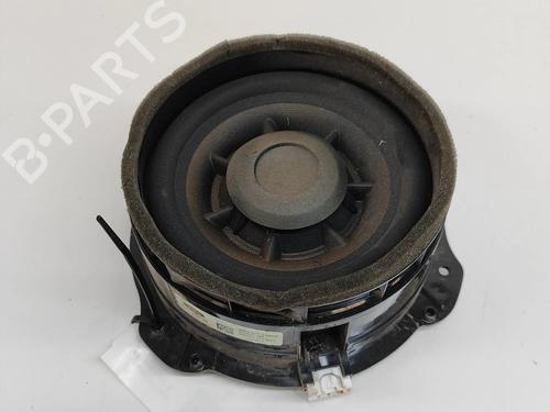 Used Speaker LAND ROVER RANGE ROVER VELAR (L560) 2.0 D180 TD4 4x4 (180 hp) 25615984