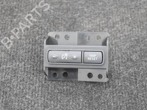 Used Switch NISSAN QASHQAI II (J11, J11_) 1.5 dCi (110 hp) 6750938