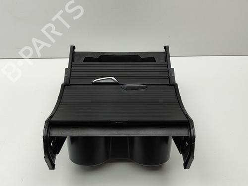 Used Cup/Object holder BMW X2 (F39) sDrive 18 i (140 hp) 28556377