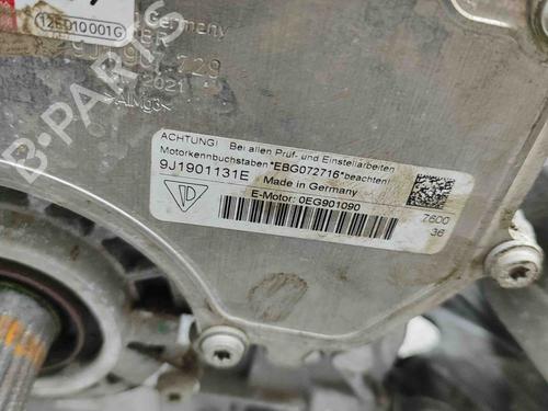 Motor PORSCHE TAYCAN Cross Turismo (Y1B) 4S Performance Battery Plus (Y1BDB1) | BP27772640M1 