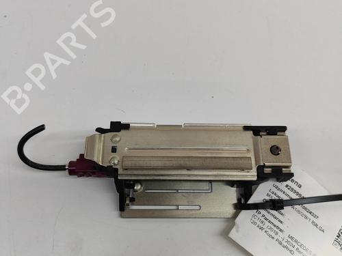 antennabase-mercedes-benz-cla-c118-2019-27783904 main image