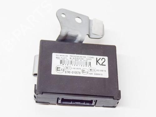 Used Electronic module TOYOTA HILUX VII Pickup (_N1_, _N2_, _N3_) 2.5 D-4D 4WD (KUN25) (144 hp) 6774304