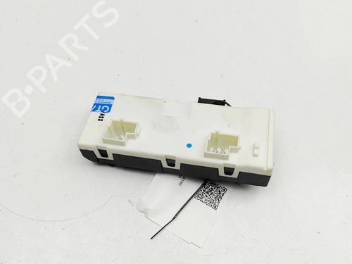 Used Electronic module MERCEDES-BENZ GLA-CLASS (X156) GLA 250 4-matic (156.946) (211 hp) 31687042