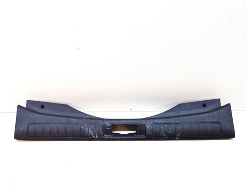 Pynteliste til bagklap Pynteliste til bagklap LAND ROVER RANGE ROVER EVOQUE (L538) 2.0 D (150 hp) 14631535 14631535