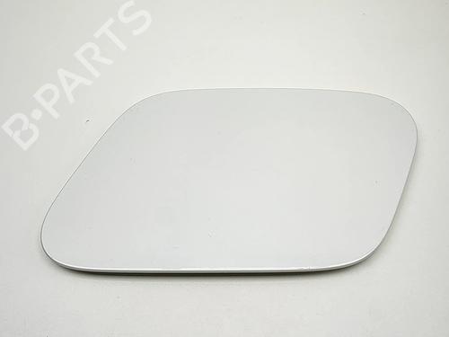 fuel-flap-volvo-xc40-536-2017-36415611 main image