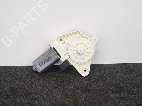 Used Left front window motor Left front window motor VW GOLF VII Variant (BA5, BV5) 1.4 TSI (150 hp) 6731473 6731473