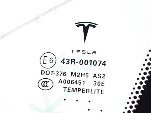 Front left quarter glass TESLA MODEL S (5YJS) P100D AWD | BP10400330C111 