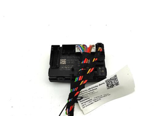 Used Electronic module PORSCHE TAYCAN Cross Turismo (Y1B) 4S Performance Battery Plus (Y1BDB1) (571 hp) 31762804