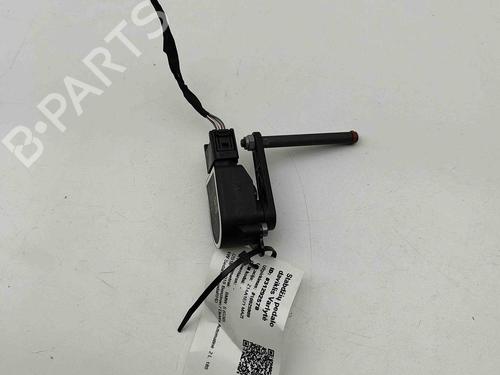 Used Electronic sensor BMW 5 (G30, F90) 530 e Plug-in Hybrid (252 hp) 27577082