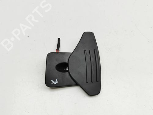 Used Steering wheel controls JAGUAR F-PACE (X761) 2.0 TD4 AWD (180 hp) 30621395