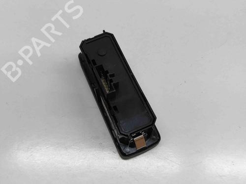 Switch VOLVO V60 II (225) B6 Mild-Hybrid AWD | BP29459335I30 