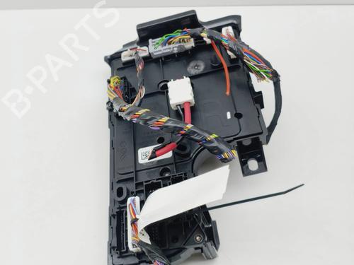 Control unit TESLA MODEL Y (5YJY) Long Range All-wheel Drive | BP38201719M11  - Image 6