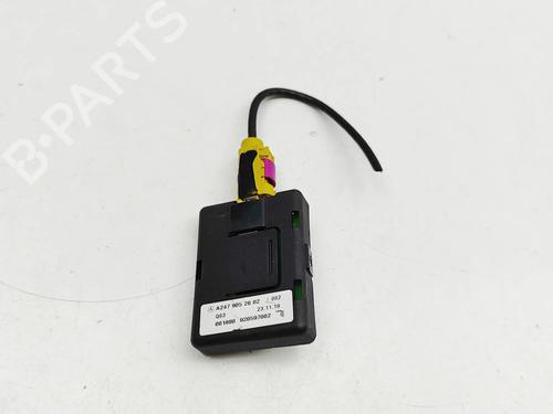 antennabase-mercedes-benz-glb-x247-2019-32238842 main image