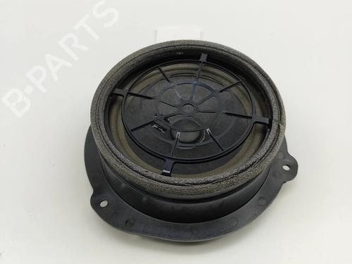 Used Speaker AUDI A4 B9 Avant (8W5, 8WD) 2.0 TDI (190 hp) 26040846