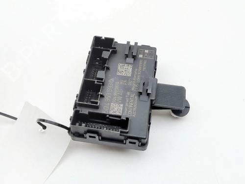 Electronic module SKODA KAROQ (NU7, ND7) 1.5 TSI | BP39566332M83 - Image 2