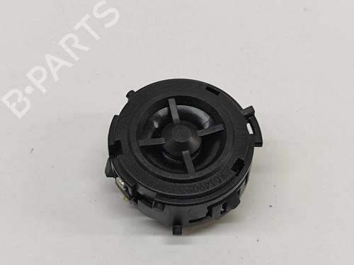 speaker-mercedes-benz-a-class-w177-2018-33369634 main image