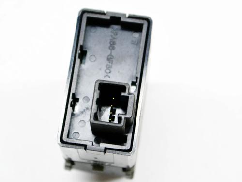 Switch RENAULT KOLEOS I (HY_) 2.0 dCi 4x4 (HY0K) | BP10400945I30