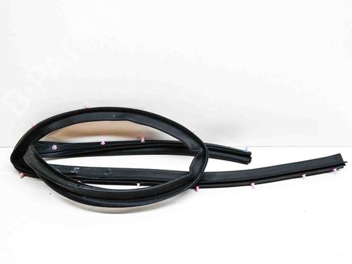 Used Rubber door seal JAGUAR F-TYPE Coupe (X152) 3.0 SCV6 (340 hp) 14622159