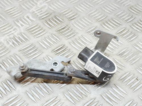 Used Electronic sensor VOLVO XC40 (536) B4 Mild-Hybrid (197 hp) 27758111