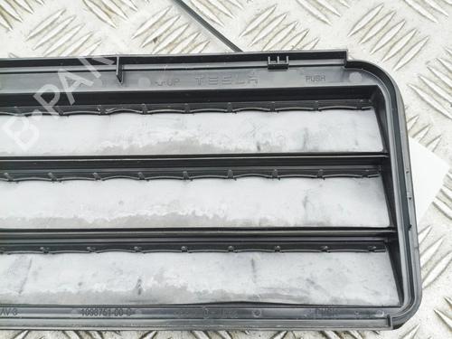 Grill TESLA MODEL Y (5YJY) Long Range All-wheel Drive | BP38201783C40 - Image 3