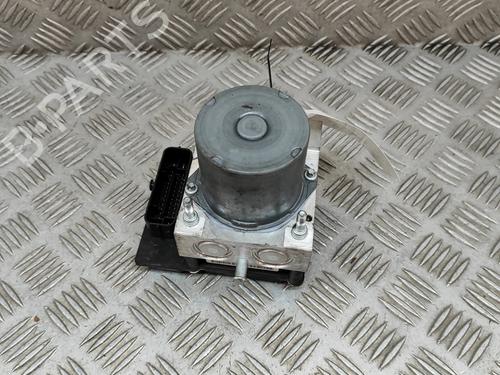 Used ABS pump ABS pump JAGUAR XF I (X250) 3.0 D (241 hp) 17548905 17548905
