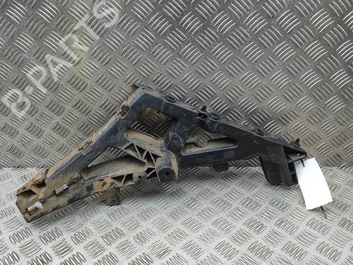 rear-bumper-bracket-jaguar-xe-x760-2015-32779883 main image