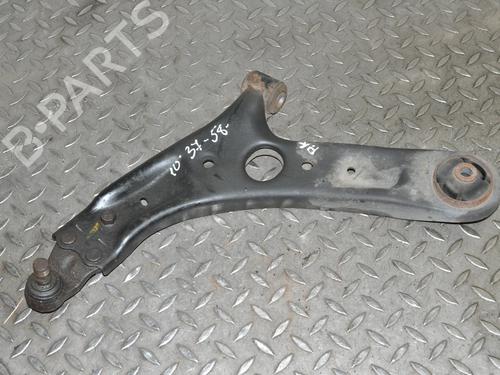 Venstre fortil bærearm HYUNDAI i30 (GD) 1.6 CRDi (110 hp) 30208024