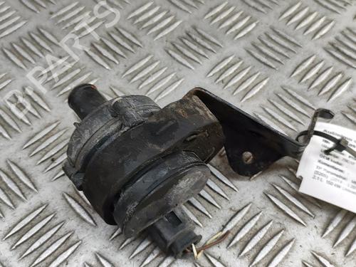 Used Auxiliary water pump MERCEDES-BENZ C-CLASS T-Model (S205) C 300 BlueTEC Hybrid / h (205.212) (204 hp) 28194878