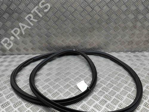 Rubber door seal VOLVO XC60 II (246) 2.0 B5 Mild-Hybrid | BP29486389C142 