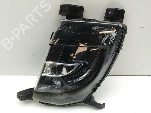 Used Left front fog light Left front fog light TESLA MODEL S (5YJS) P100D AWD (772 hp) 33390579 33390579