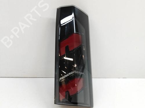 Used Right tailgate light PEUGEOT 2008 II (UD_, US_, UY_, UJ_, UR_, UC_) e-2008 (UKZKXZ) (136 hp) 27778363